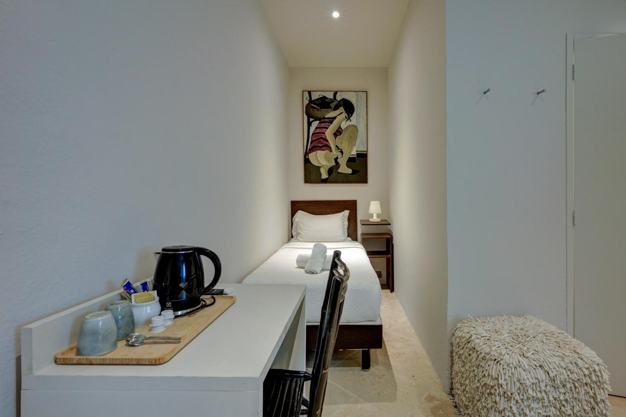 Hostellerie Le Paradou Lourmarin Esterno foto